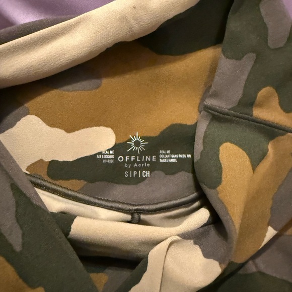 Aerie Women’s Camouflage Leggings - Brown and Green - Picture 3 of 7
